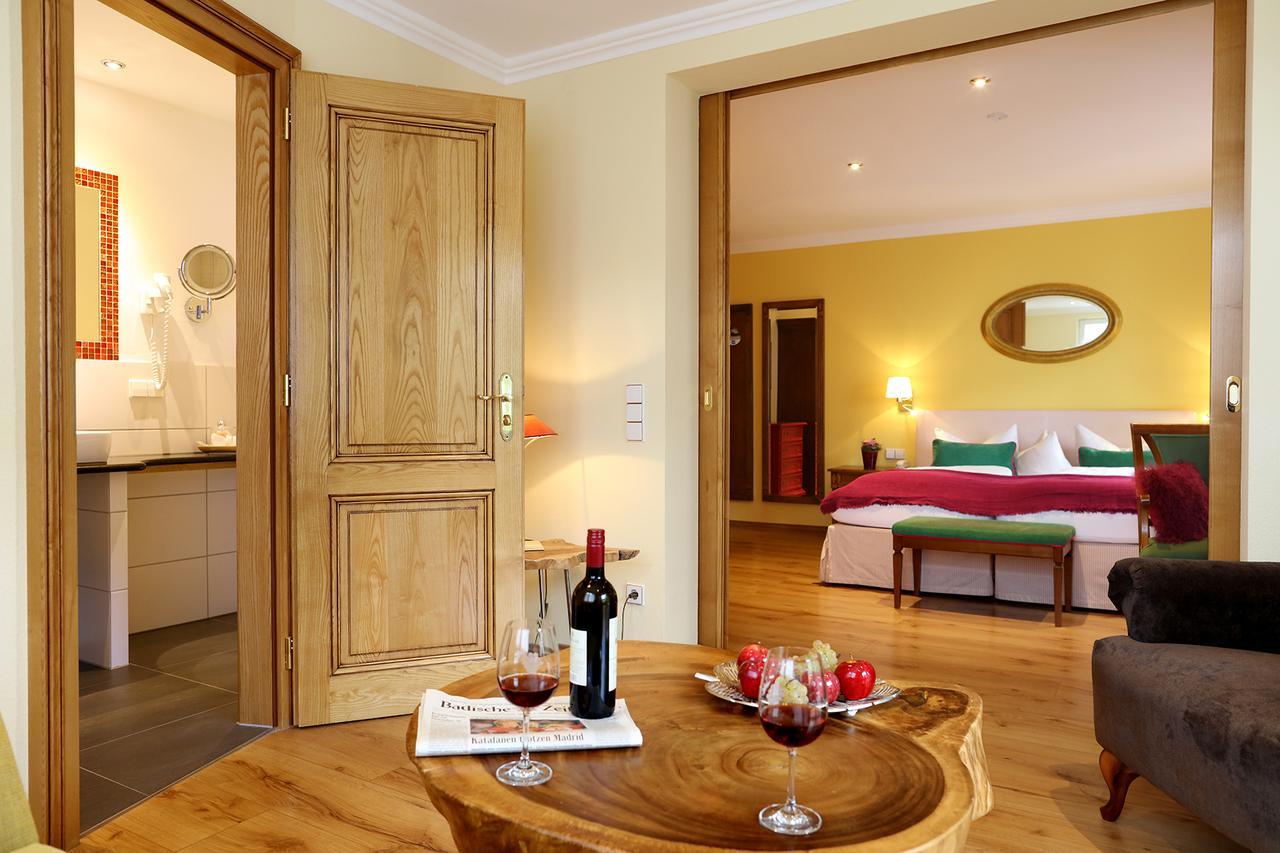 Hotel Behringer'S Traube بادنويلر المظهر الخارجي الصورة